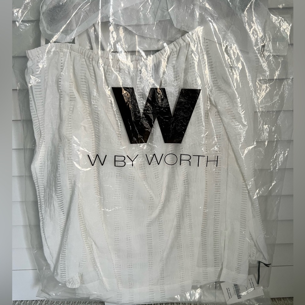 Off the shoulder new Worth shirt